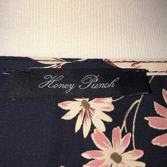 ROMPER -dress and shorts in one - Picture 3 of 3